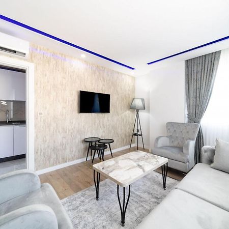 Modern And Central Duplex Apartment Near Beach In Αττάλεια Εξωτερικό φωτογραφία